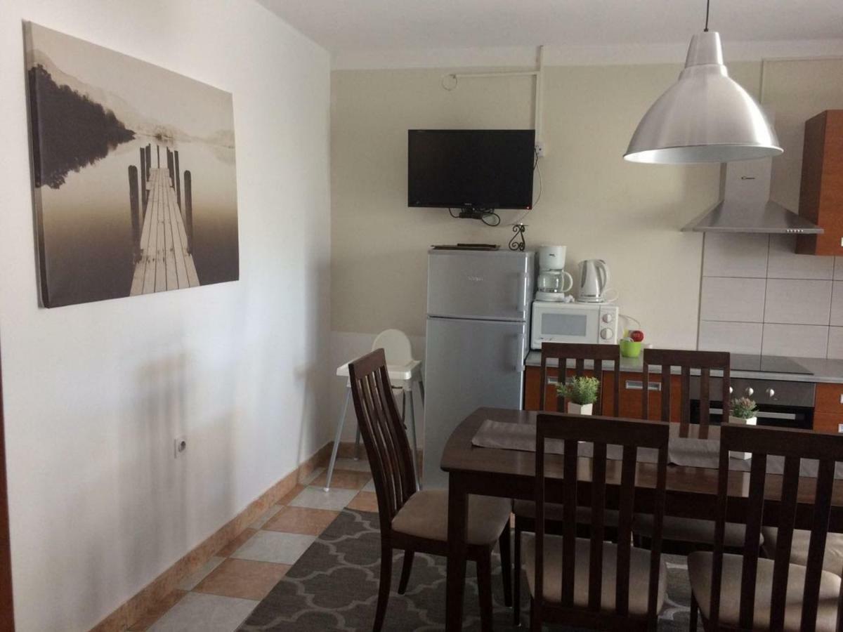 Apartmani Dana Sukošan Exterior foto