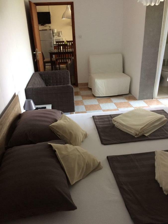 Apartmani Dana Sukošan Exterior foto